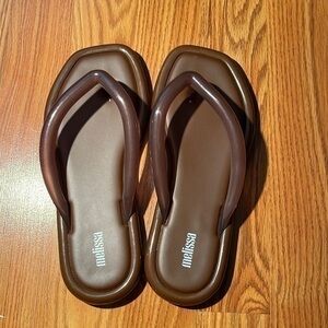 Melissa Jelly Flip Flop. NEW